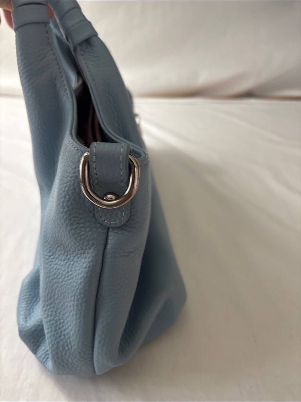 Soft Pebbled Leather Tote Bag in Dusty Blue Brand Is Iswee. - Picture 6 of 8
